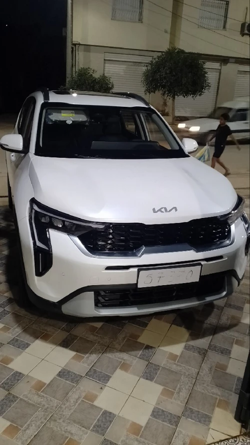 Kia Sonet  2025 Foll option