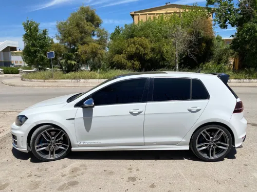 Volkswagen Golf 7 2015 R