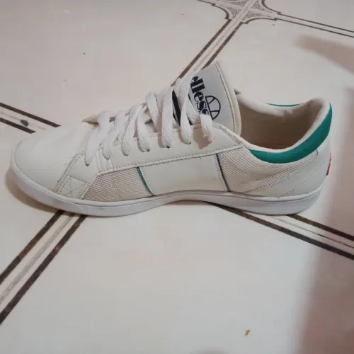 Basquetts ellesse