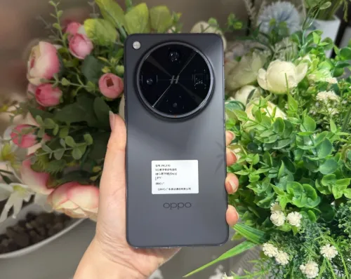 OPPO Find x8 Ultra