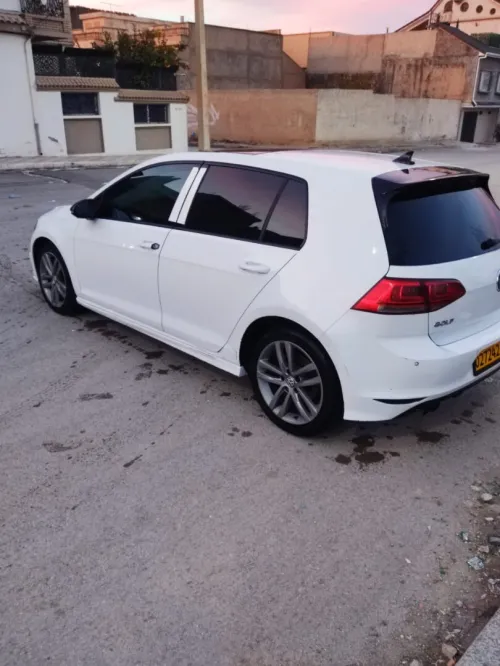Volkswagen Golf 7 2014 R line