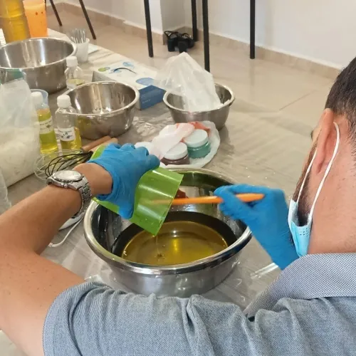 Formation professionnelle fabrication de savon artisanal   