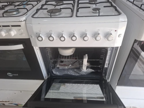 Cuisinière 4 feux gaz électrique  Artinox blanche