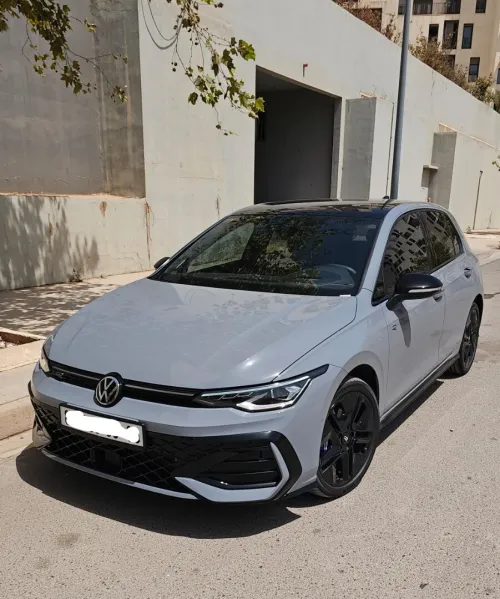 Volkswagen GOLF 8.5 R-line 2025 edtion Black Full options