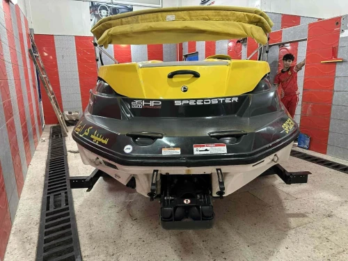 Jet-Boat