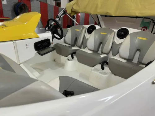 Jet-Boat