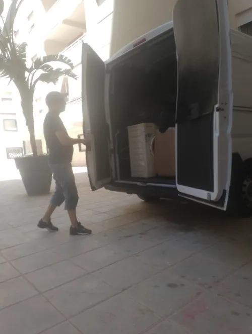 نقل والترحيل الاثاث في كل الاتجاهات DÉMÉNAGEMENT/ TOUT/ DESTINATIONS....
