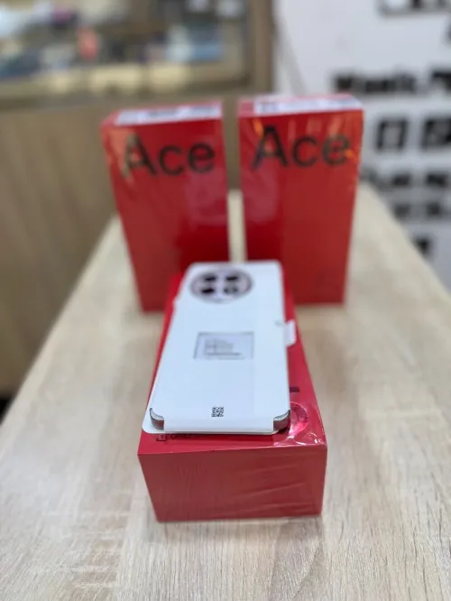 Oneplus Ace 5 Neuf jamais utilisé