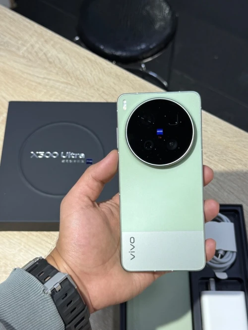VIVO X300 ULTRA
