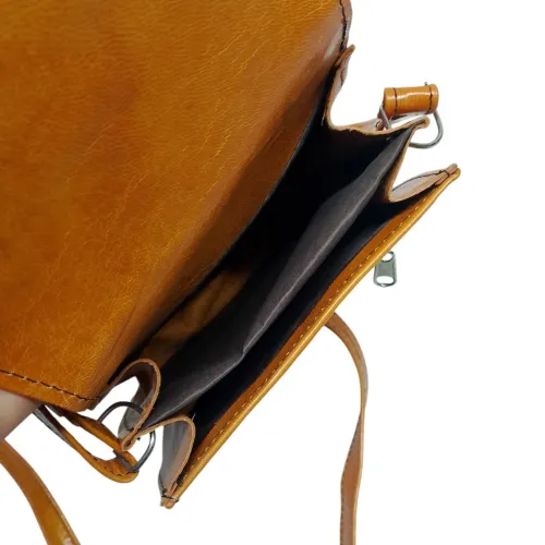 Sac épaule traditionnel fait main par des artisans de Tamanrasset 16*15*9 cm