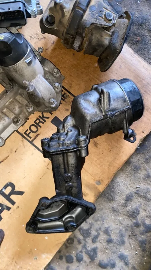Pièces détachées pour moteur Mercedes V6 Diesel 3.0L