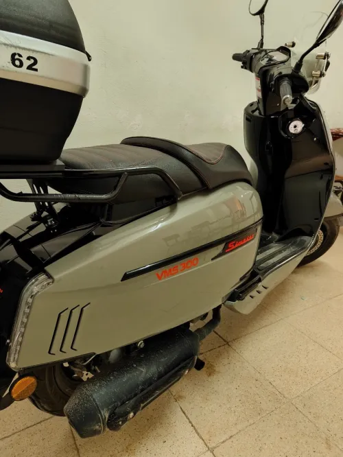 VMS victoria Sixties 300i 2025