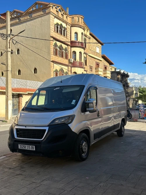 Peugeot Boxer 3 130ch 2015