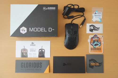GLORIOUS MODEL D- 62g noir brillant