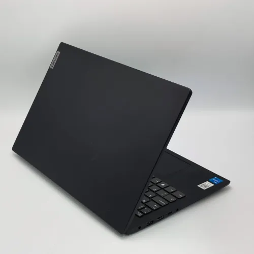 LENOVO V15 G3 / 12th i5-1235U / 8GO DDR4 / 256SSD / 15.6 FHD
