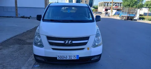 Hyundai H1 2012