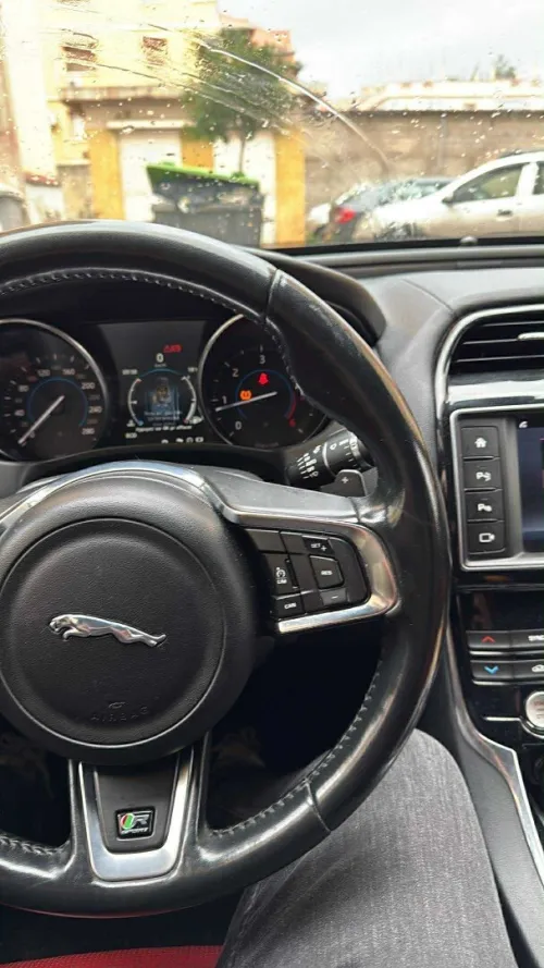 Jaguar Xe 2019 Sport dynamic