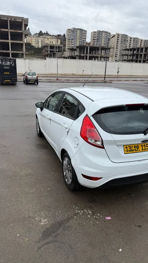 Ford Fiesta 2015 