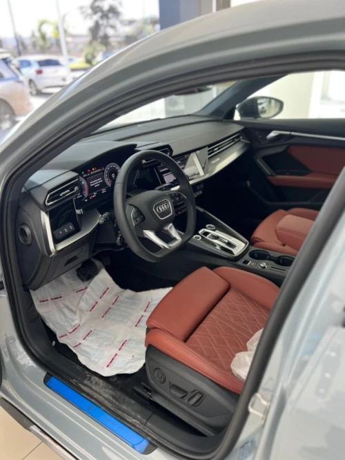 Audi A3 2025 Greenardo finition black