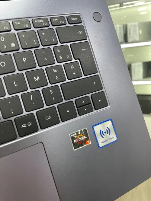 huawei matebook d15 ryzen 7 3500 u / 8gb / 256gb / 15 fhd / azerty