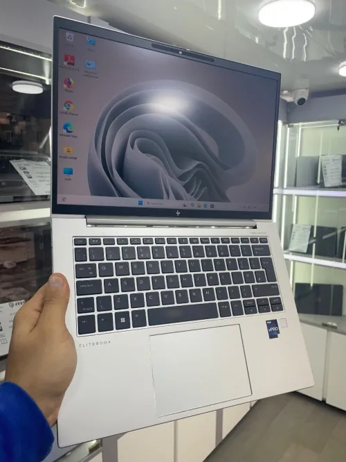 HP ELITEBOOK 840 G9 / I5 1245U / 16GB / 256GB /  14 POUCE FHD