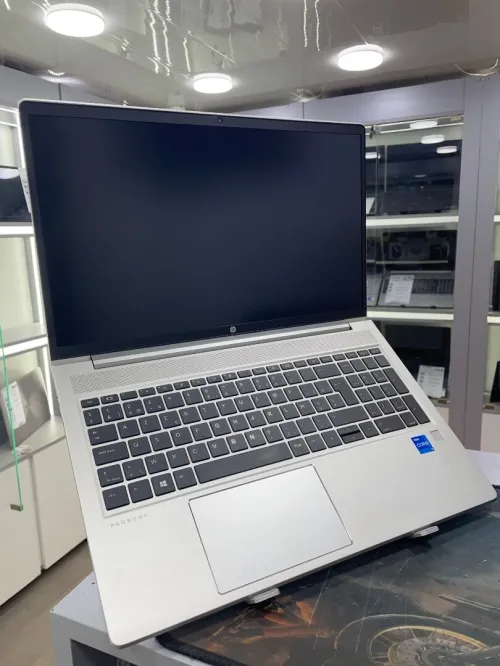 HP PROBOOK 450 G8 / I5 1135G7 / 8GB / 256GB / 15.6 FHD