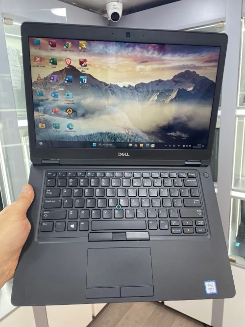 Dell latitude 5490 / i5 8260 U / 08 GB / 256GB / ecrant 14 pouce tactile