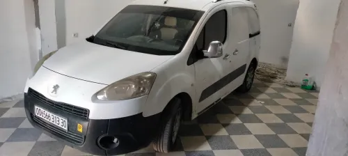 Peugeot B9 partenaire 2013