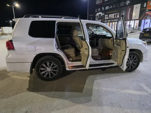 Lexus LX 2009 570