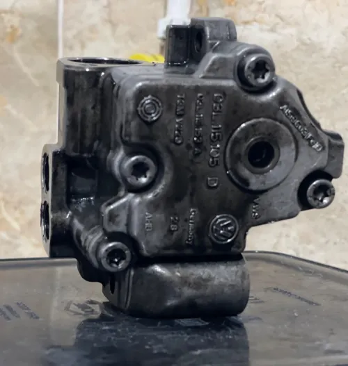 Pompe à huile VAG 03L Audi A6 C7 2012 BVA