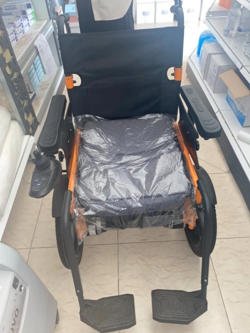 Chaise roulante électrique  