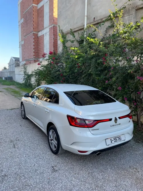 Renault Megane 4  2022 Equilibre