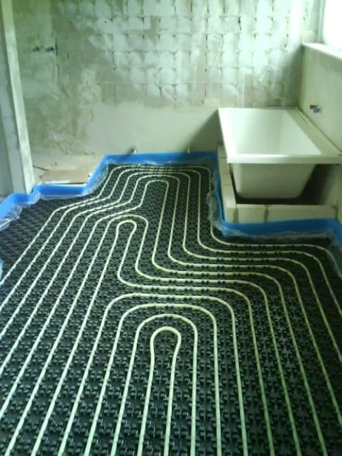 Plombier chauffagiste professionnel