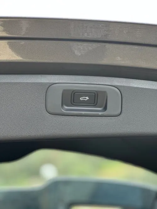 Geely Coolray 2025 Tout top