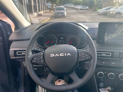 Dacia Duster 2025 Essential