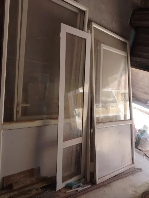  Vitrine aluminium 