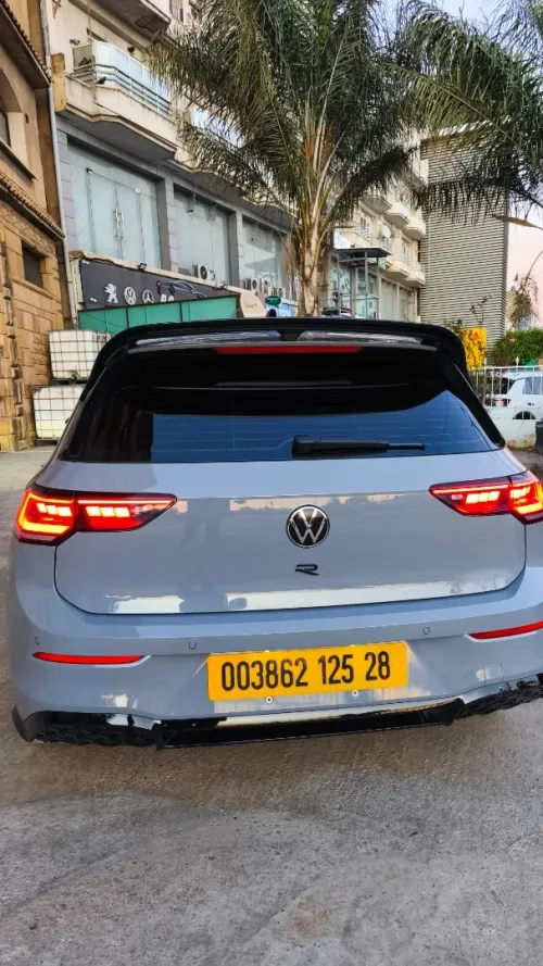 Volkswagen Golf 8 2025 Pro R-line