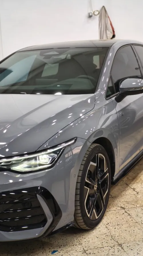 Volkswagen Golf 8 2025 R-Line