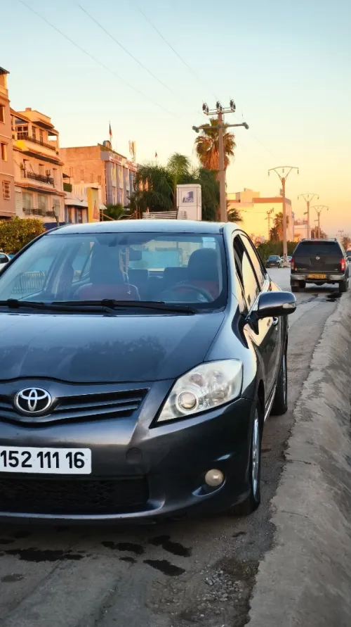Toyota Auris 2011 Auris
