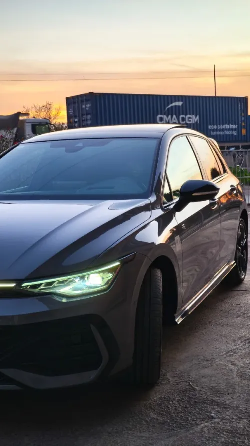 Volkswagen Golf 8 2025 Pro R-line