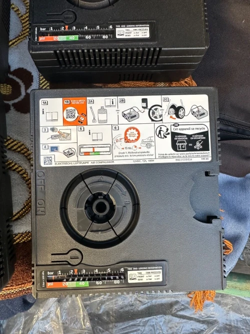 Compresseur gonfleur pneu