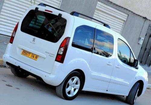 Peugeot Partner 2014 Tepee Allure 