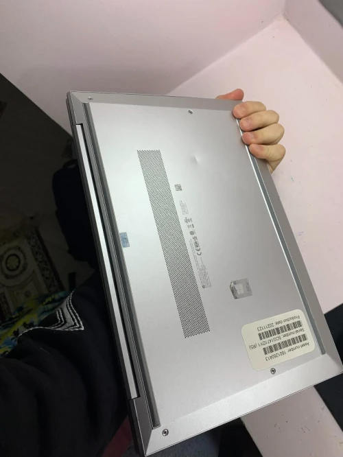 HP elitebook 845 G7