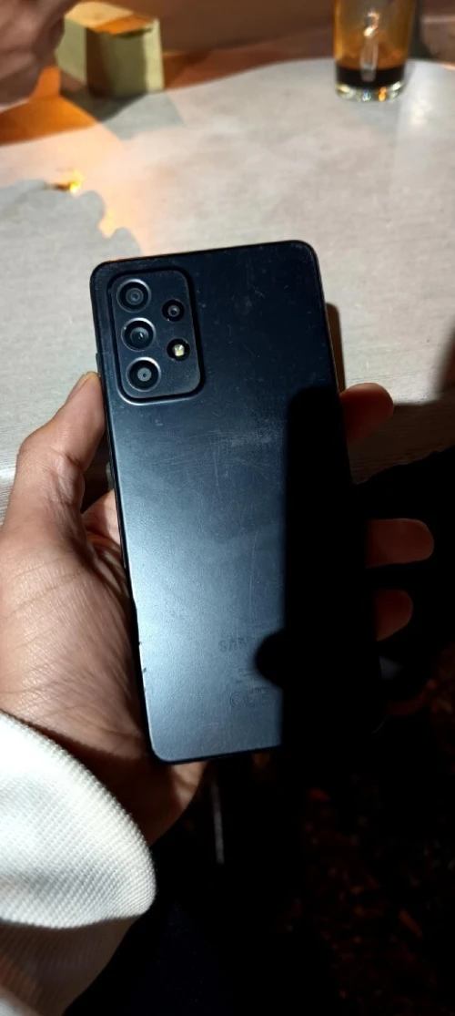 SAMSUNG A52