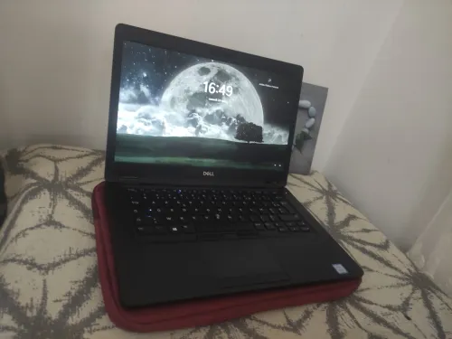 dell latitude 5490 i5 7300u  16 gb ram 256gb ssd m.2