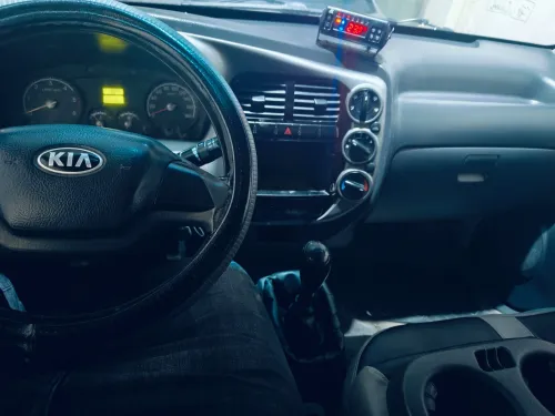 Kia K2700 frigo 2015