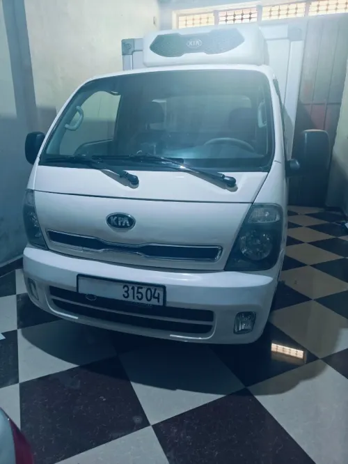 Kia K2700 frigo 2015