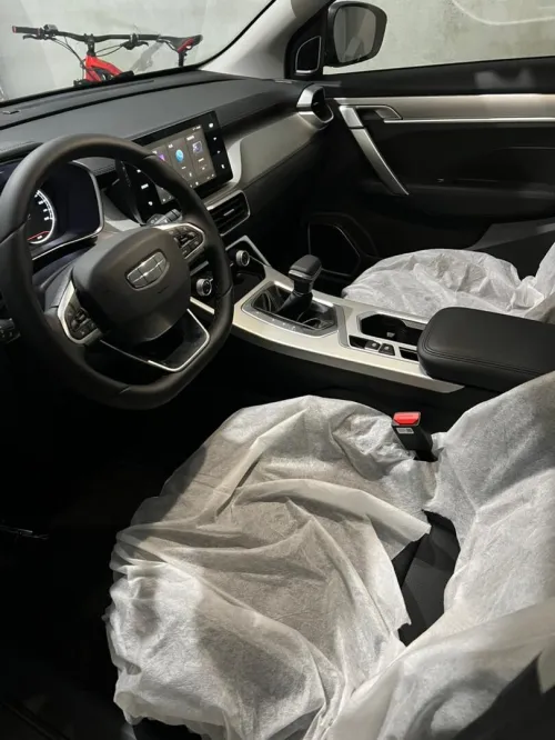 Geely Coolray 2025 