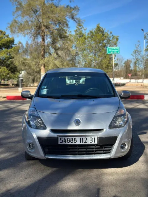 Renault Clio 3 2012 Night and Day