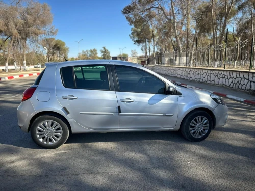 Renault Clio 3 2012 Night and Day